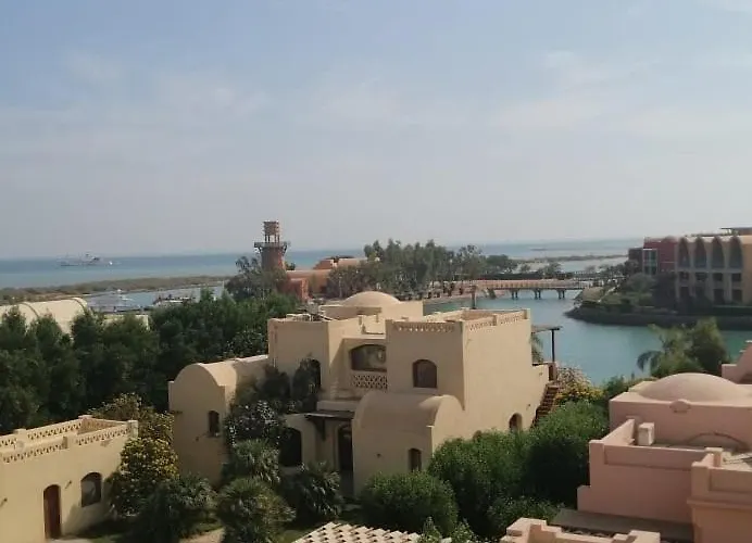 El Gouna Abu Tig Marina P Economy *